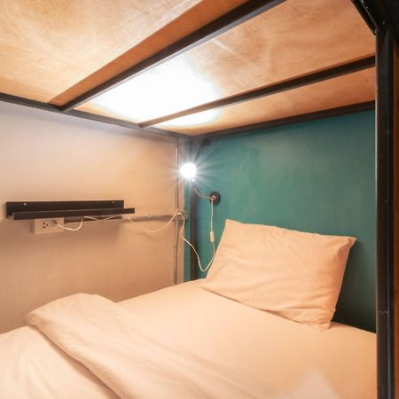 4Share Hostel (Adults Only) Bangkok Exterior foto